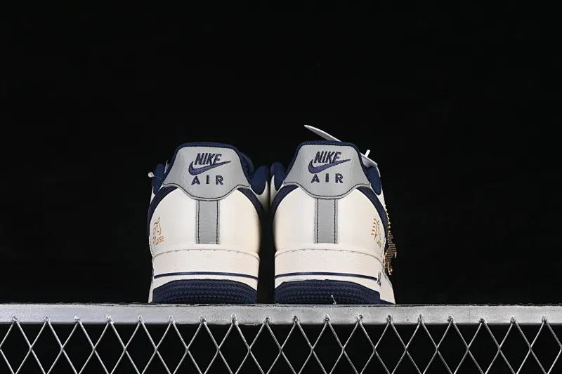 All categories Nk Air Force 1 Air Force series Nk Air Force 1 Low Air Force low-top Nike Air Force 1'07 Low Year of the Horse limited edition Navy blue Prancing Horse Air Force 1 low-top casual sneakers XD0028-013
